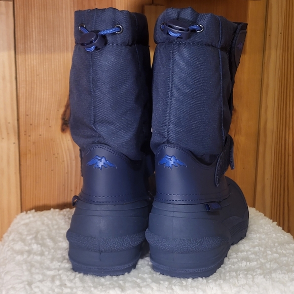 Tundra Quebec women's size 6, waterproof, made for Canadian winters, blue - Picture 5 of 10